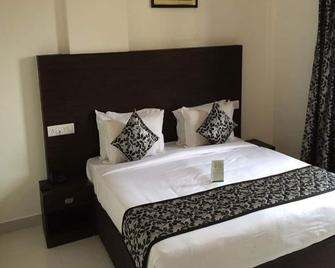 Royal Indu Hotel - Gaur - Habitación