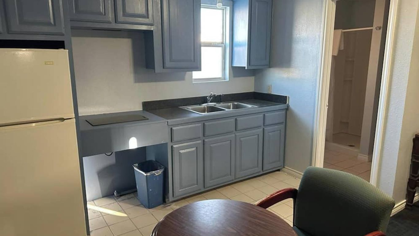 Victorian Motel & RV Park by Capital O