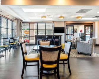 كواليتي إن ممفيس أيربورت - ممفيس (تنيسي) - مطعم