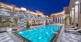 明托安銀河酒店 - 峴港 - 游泳池