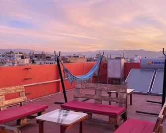 Econunay Hostels - Αρεκίπα - Μπαλκόνι