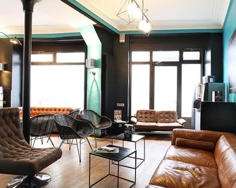 Arty Paris Porte de Versailles by Hiphophostels - Parijs - Bar