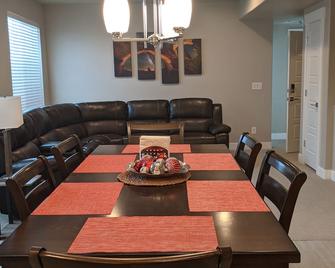 New Basement Apt. In Riverton - Riverton - Comedor