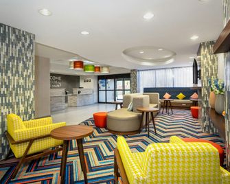 Hampton Inn Orlando-International Airport - Orlando - Lounge