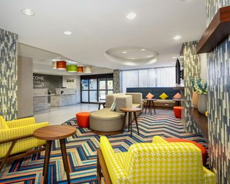 Hampton Inn Orlando-International Airport - Orlando - Lounge