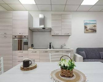 Saint Simplicio House - Olbia - Cocina