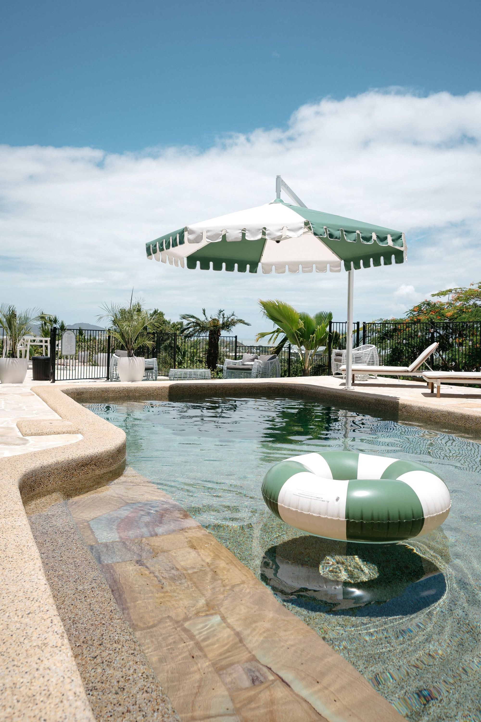 Victoria Street Boutique Hotel - Townsville - Pool