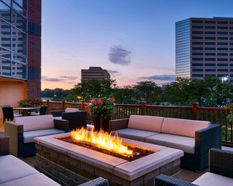 Sheraton Indianapolis Hotel at Keystone Crossing - Indianapolis - Balkon