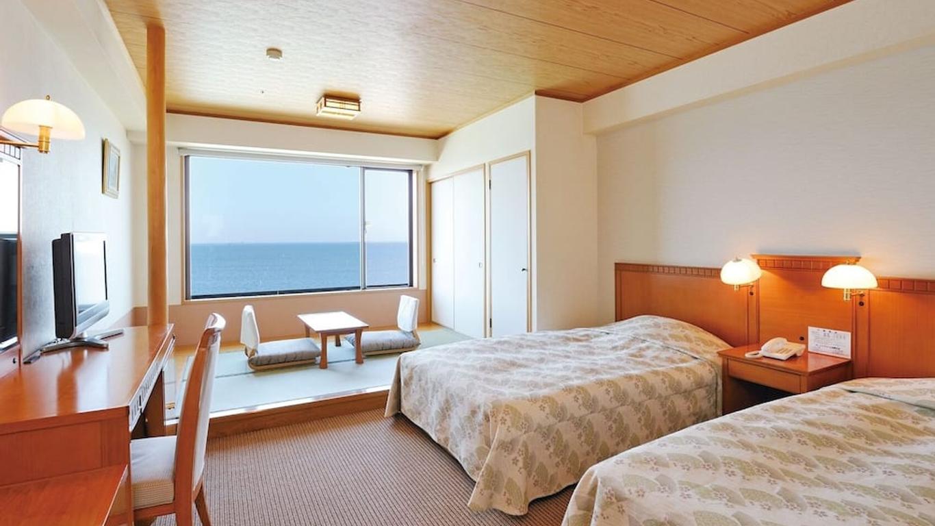 Ryugujo Spa Hotel Mikazuki Ryugutei