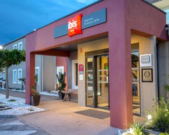 ibis Brignoles Provence Verte - Brignoles - Building