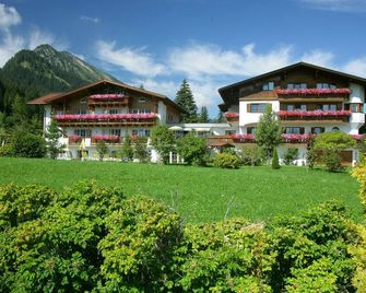 Landhaus Sammer - Tannheim - Building