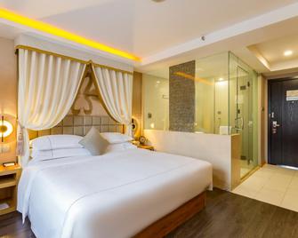 The Red Hotel - Pekin - Yatak Odası
