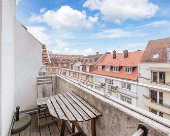 Berne - Straßburg - Balkon