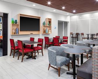 Holiday Inn Express & Suites Wilmington West - Medical Park - Wilmington - Restaurant