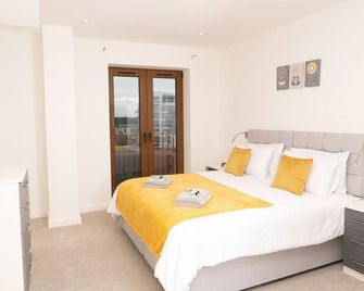 Alexandra Palace Luxury Serviced Apartments In St Albans - St. Albans - Bedroom