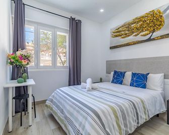 AYZ Silvela - Auto check-in property - Málaga - Habitación