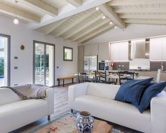 Villa Mia 6, Emma Villas - Mercato Saraceno - Sala de estar