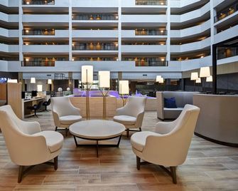 Embassy Suites by Hilton Raleigh Durham Research Triangle - Cary - Lounge