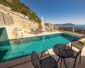 Granda Apart - Kaş - Pool