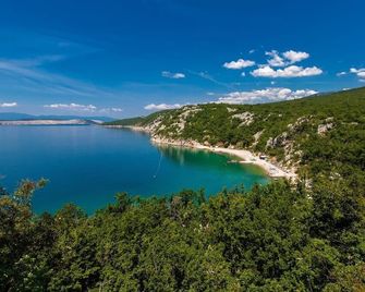 Holiday Homes Kacjak - Dramalj