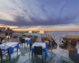 Hotel Palazzo Papaleo - Otranto - Balkon