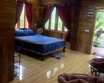 Mountain View House Kampot - Kampot - Schlafzimmer