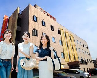 Business Hotel Ube - Ube - Edificio