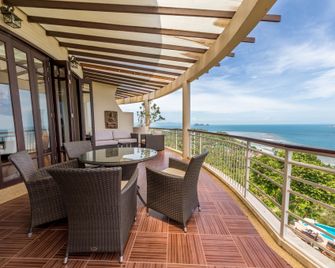 Sunset Hill Boutique Resort Koh Phangan - Ko Pha Ngan - מרפסת