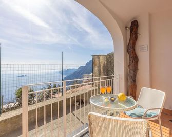 Estate4home - Casa Satriano - Positano - Balkong