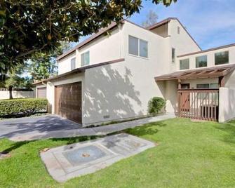 The Retreat Near Disneyland - 6 Miles From Disneyland - Anaheim - Gebäude