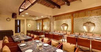 Hotel Maratha Regency - Kolhāpur - Restaurant