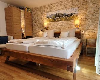 Hotel Pension Heidelberg - רופולדינג - חדר שינה