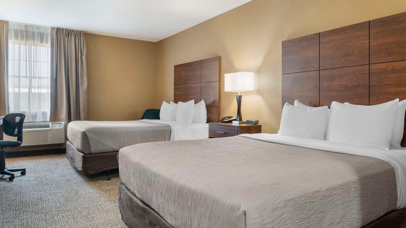 Quality Inn & Suites Manistique