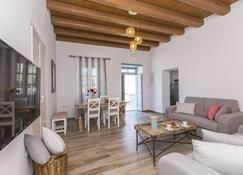 Castle Mansions - Naxos - Sala de estar