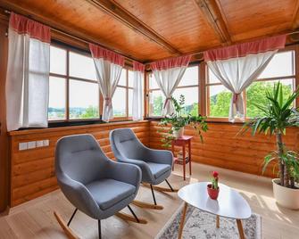 Gorgeous home in Veliko Trgovisce with sauna - Veliko Trgovišće - Sala de estar