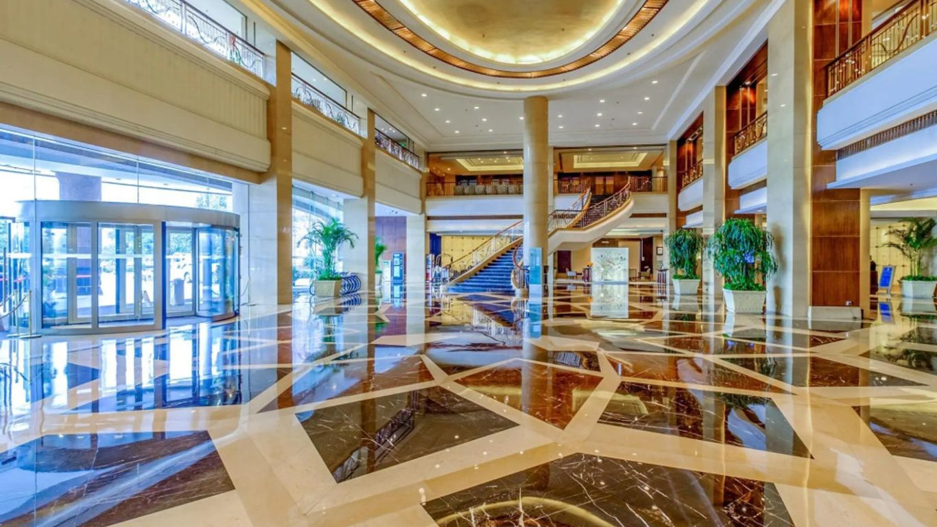 New Century Hangzhou Grand Hotel