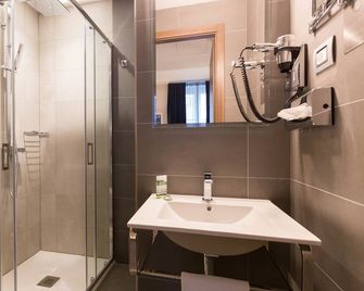 Hôtel Nice Azur Riviera - Nice - Salle de bain