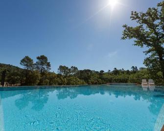 Holiday apartment Signes for 1 - 2 persons with 1 bedroom - Farmhouse - Signes - Piscine