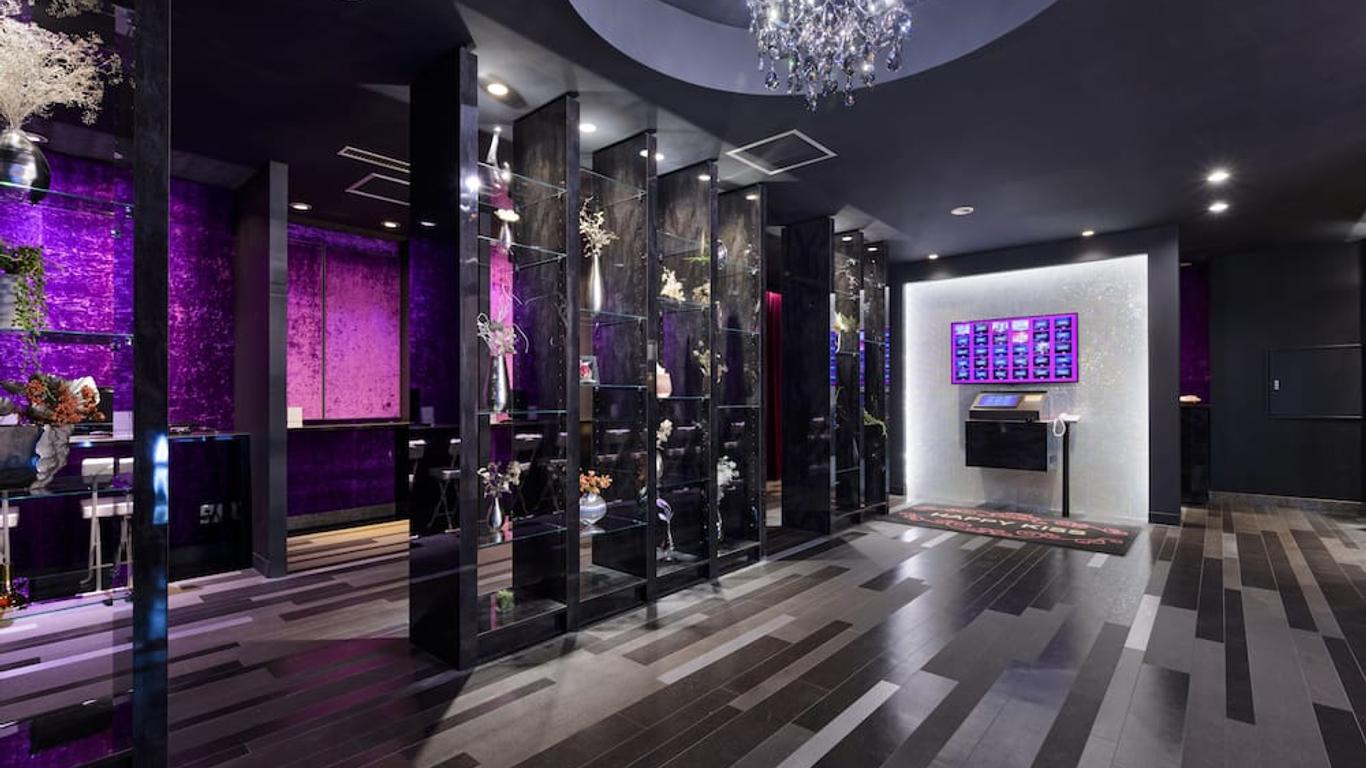 ホテル ハッピーキッス (大人専用)