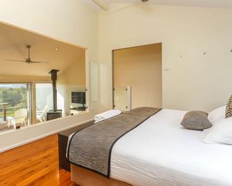 Wine Country Villas - Pokolbin - Bedroom