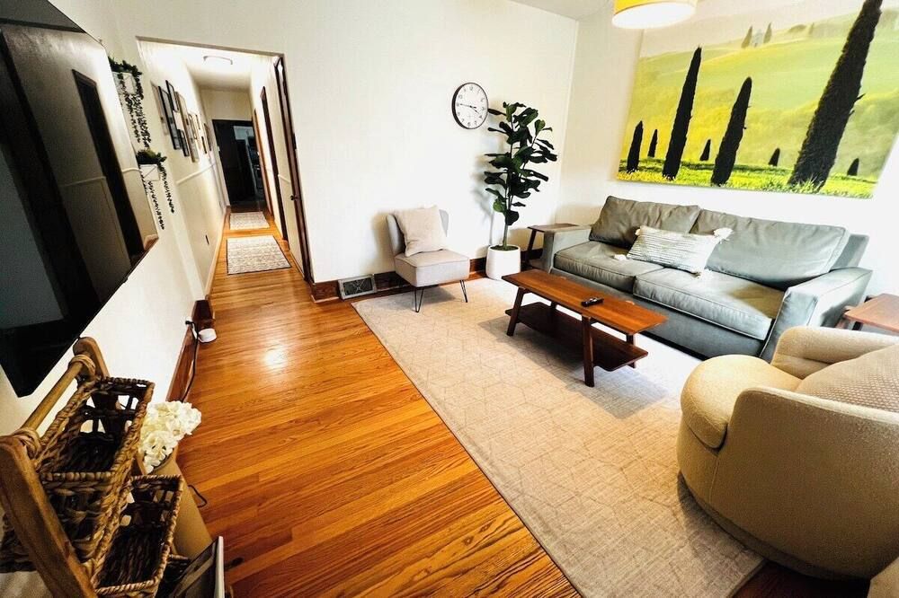 Casa Italiana: Cozy home in the heart of The Hill - סנט לואיס - סלון