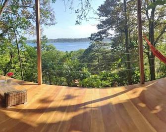 Ataraxia - Isla Bastimentos - Balcony