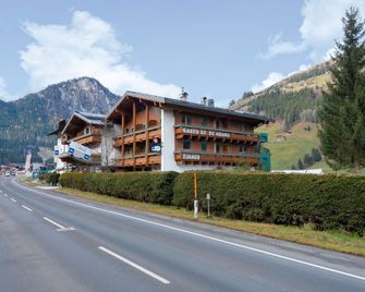 Apartment in Wald near Zillertal Ski Slopes - Wald Im Pinzgau - Building