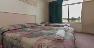 Moruya Waterfront Hotel Motel - Moruya - Bedroom