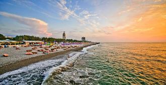 Hotel Aisi - Batumi - Beach