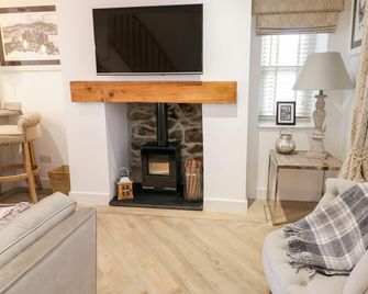 8 Crown Lane - Conwy - Living room