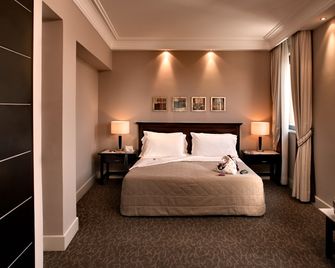 Hotel Regina Margherita - Cagliari - Camera da letto