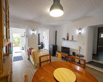 Casa Anacleto - Sesimbra Castle Hill - Sesimbra - Dining room