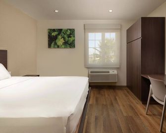 Extended Suites Chihuahua La Juventud - Chihuahua - Soveværelse