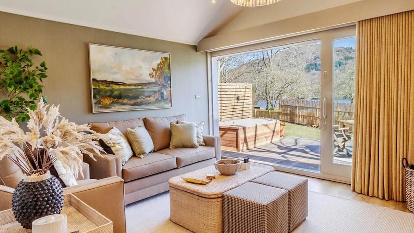 ليك سايد هوتل آند سبا